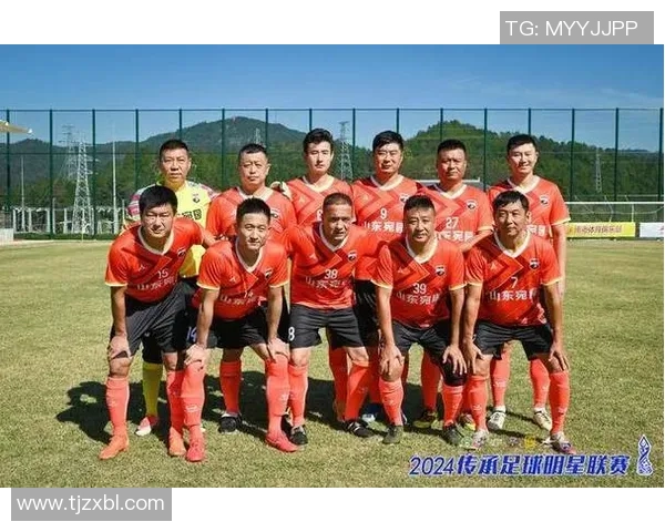 十一区足球队明星球员阵容解析与成长历程详解